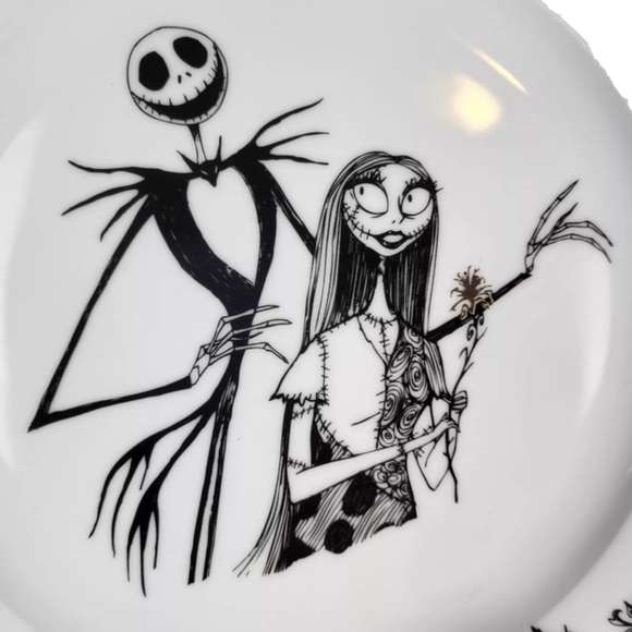 Disney Nightmare Before Christmas Jack & Sally Dinner Plate 10.5” Gold Rim Set 2 - Picture 3 of 7